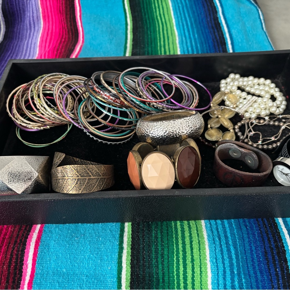 Elegant Multi-Color Bangle Set
